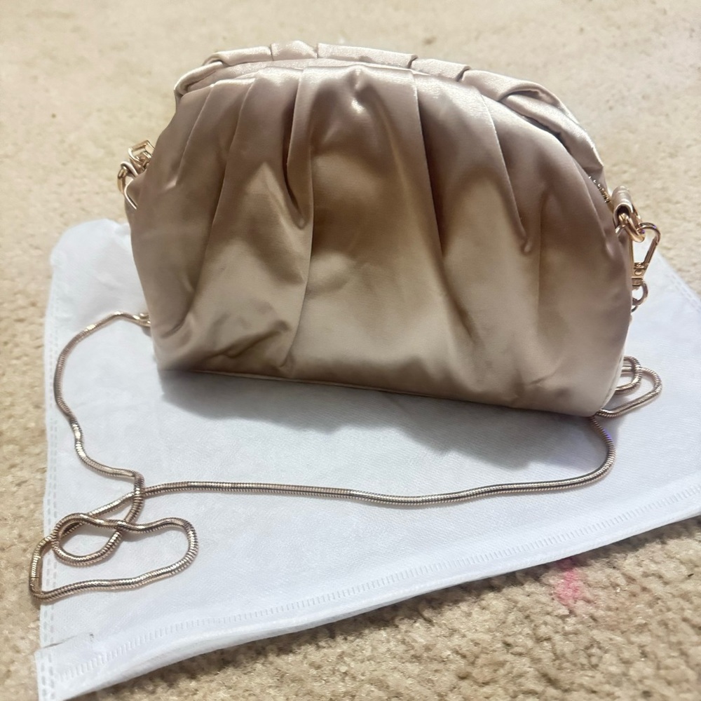 Linda cartera de fiesta